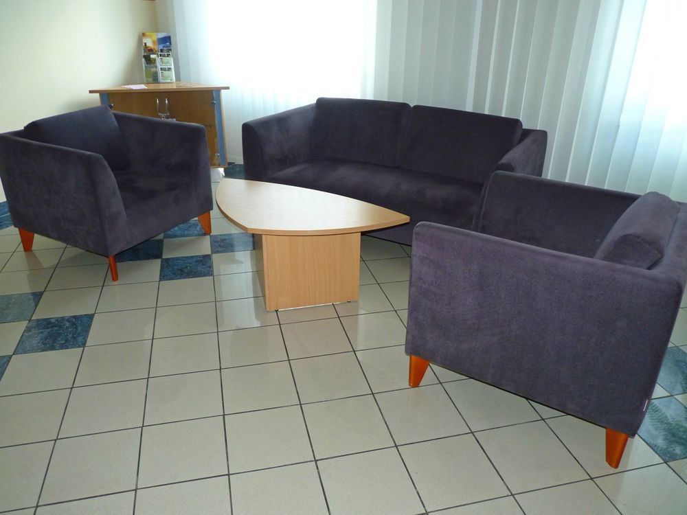 Garni G Hotel Жилина Екстериор снимка